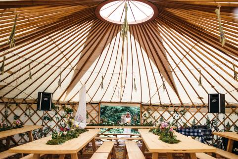 32ft yurt simple decor with banquet tables