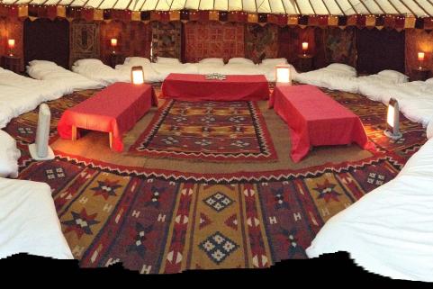 32ft yurt with stunning decor and 20 single floor mattresses